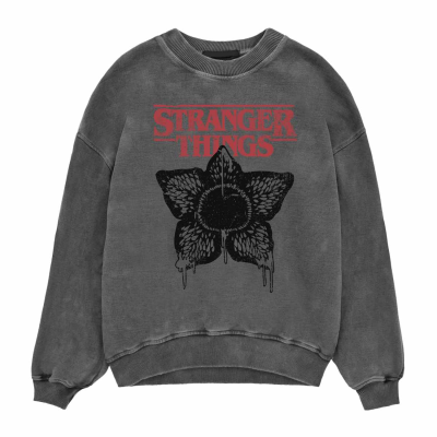 ** Superheroes Inc. Stranger Things - Horror Silhouette (Unisex Black Sweatshirt)  ** black